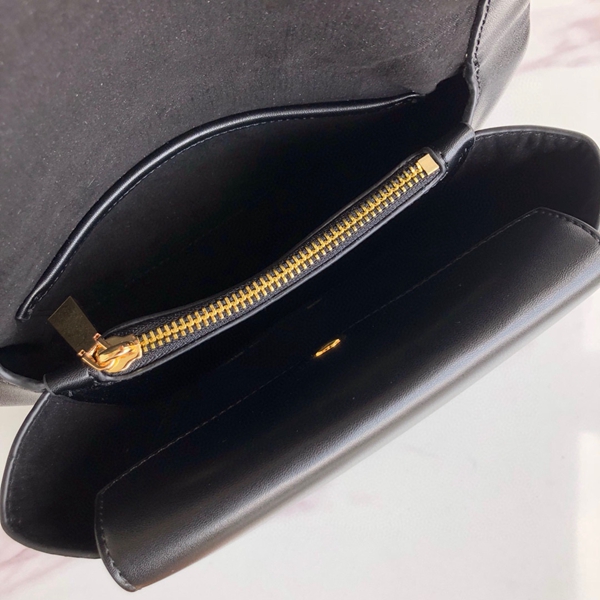 マイケルコースバッグ全体デザイン